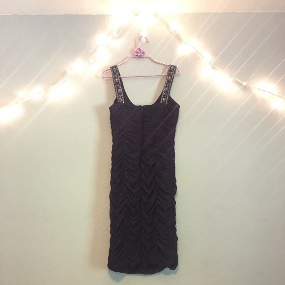 Caché formal dress - Picture 4 of 4